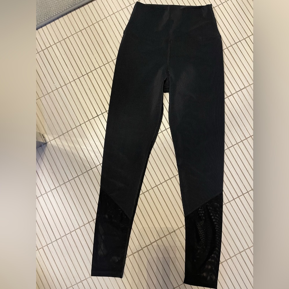Beach riot size medium black leggings new